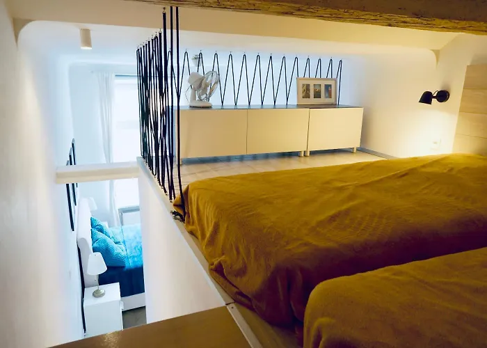 アパート Lux Florianska クラクフ